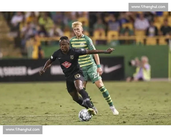 高清足球赛事直播APP下载指南畅享全球赛场精彩即时比分数据分析权威解说 - 副本 - 副本 - 副本 (11) - 副本 - 副本